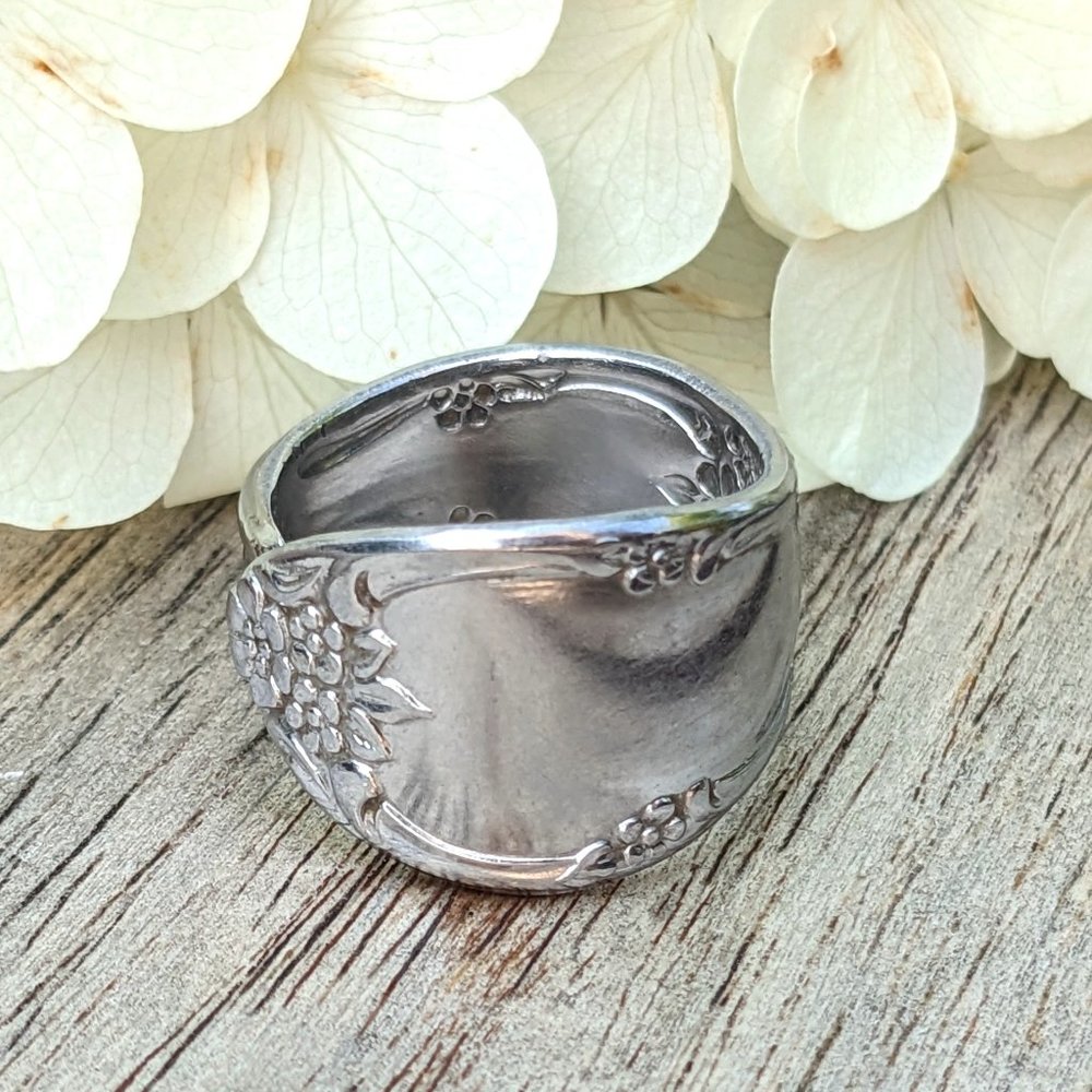 Vintage Oneida Ltd. Spoon Ring